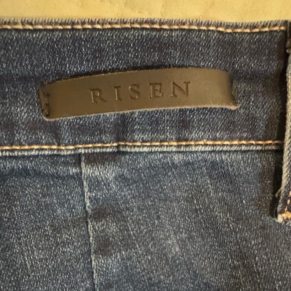 Risen high rise Flared Distressed Jeans. VGUC. Size 32 Junior 15 - Picture 11 of 11